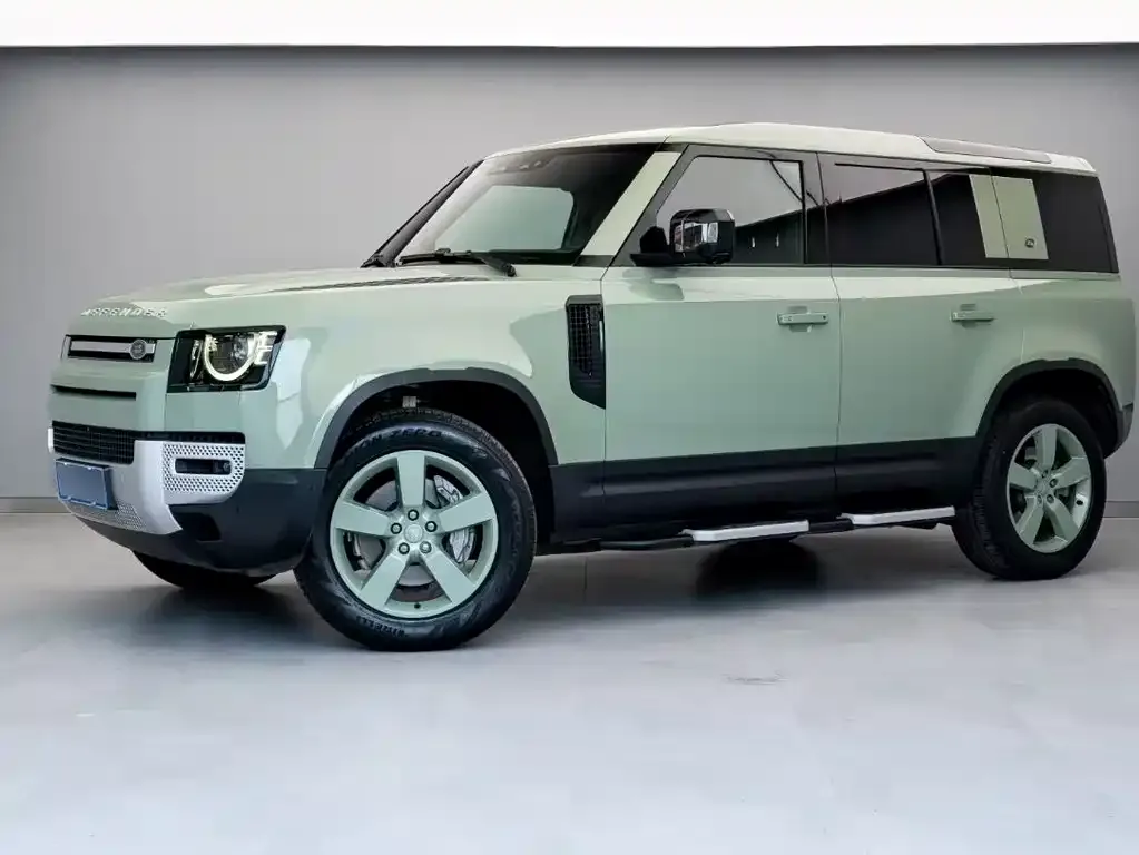 Land Rover Defender — фото 1