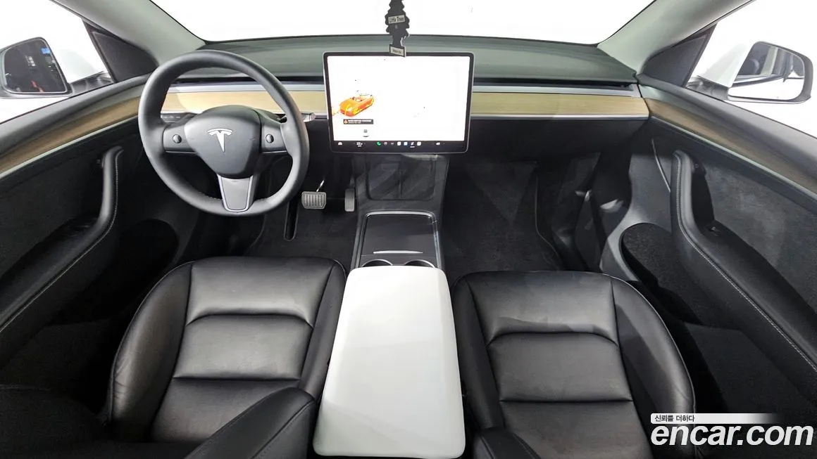 Tesla Model Y — фото 7