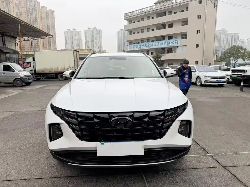 Hyundai Tucson — фото 2