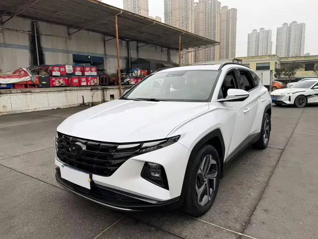 Hyundai Tucson — фото 8