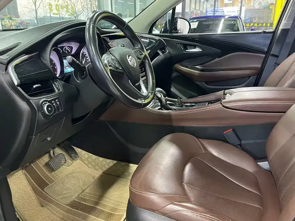 Buick Envision Plus — фото 7