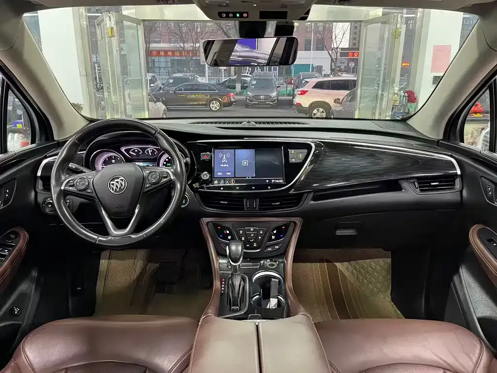 Buick Envision Plus — фото 9