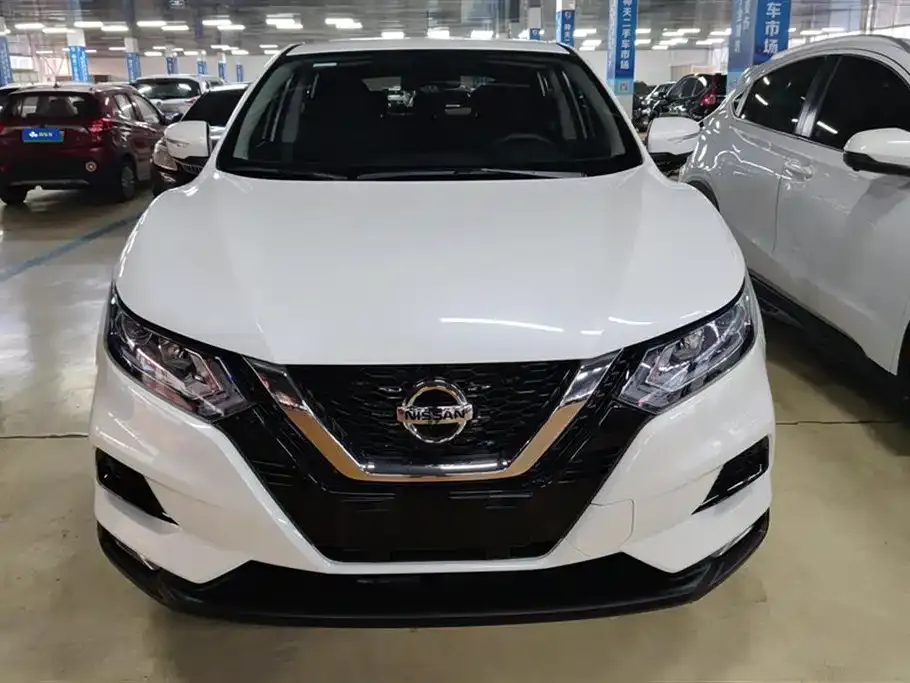 Nissan Qashqai — фото 9