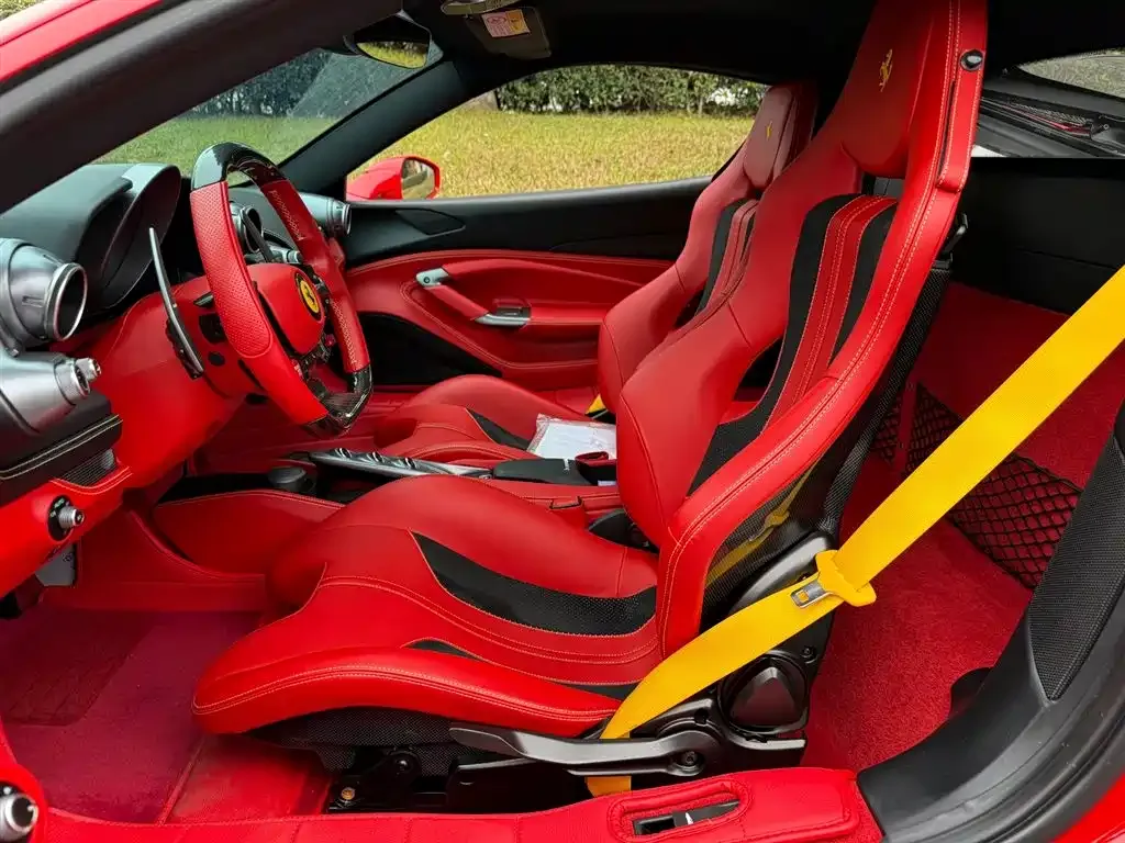 Ferrari F8 — фото 6