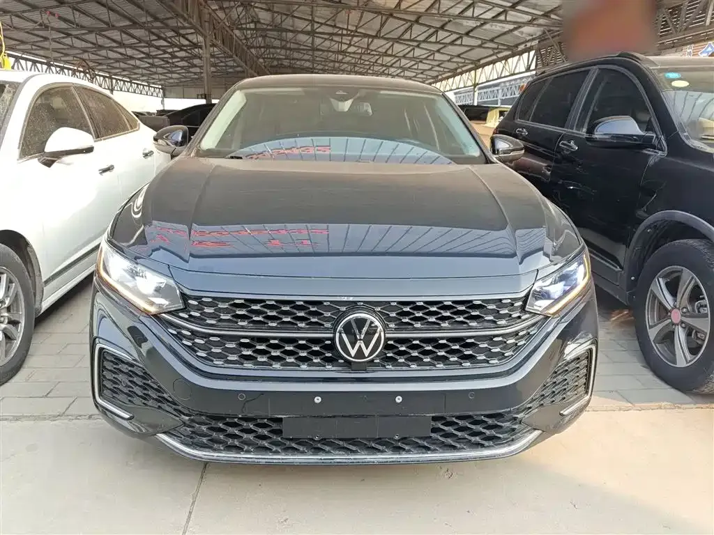Volkswagen Passat — фото 6