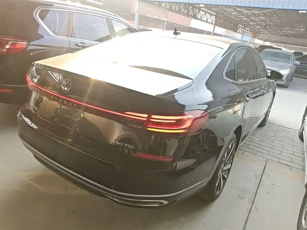 Volkswagen Passat — фото 2