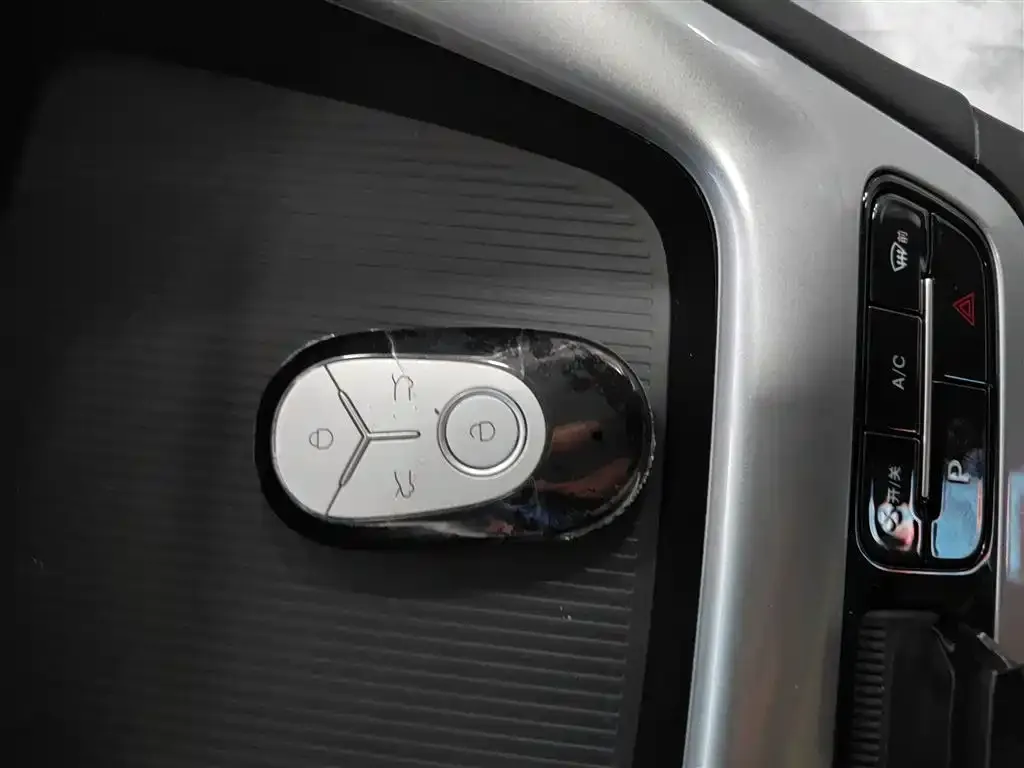 Geely Starburst — фото 2