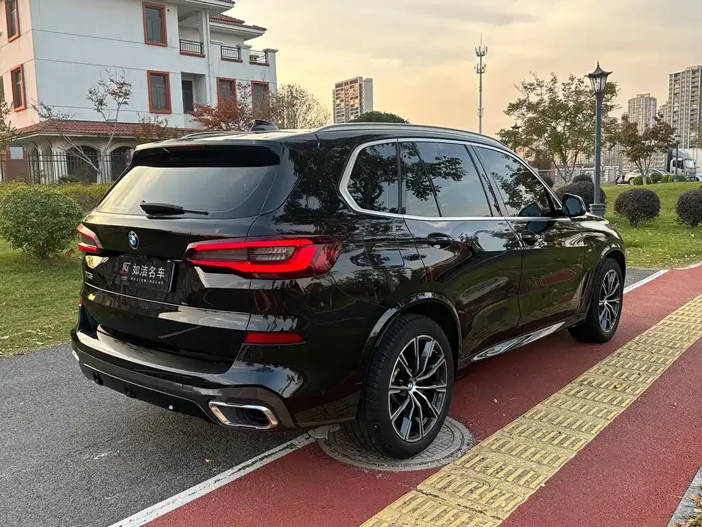 BMW X5 (Import) — фото 4