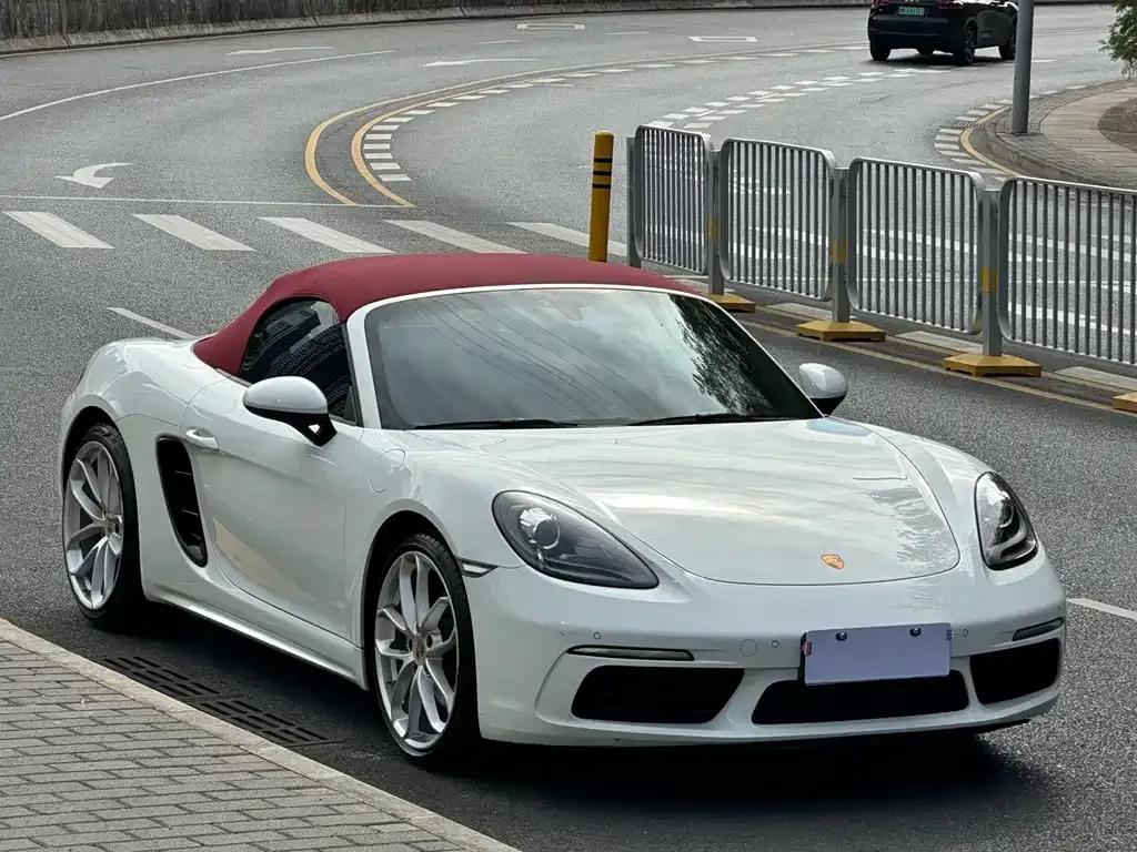 Porsche 718 — фото 5