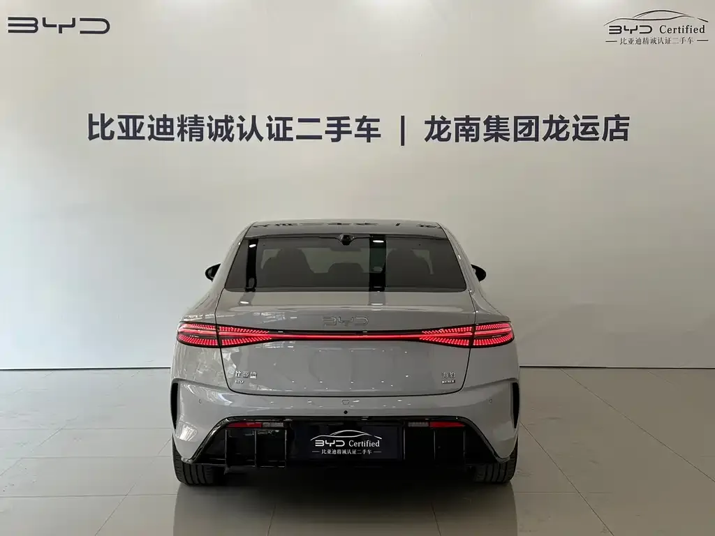 BYD Seal — фото 5