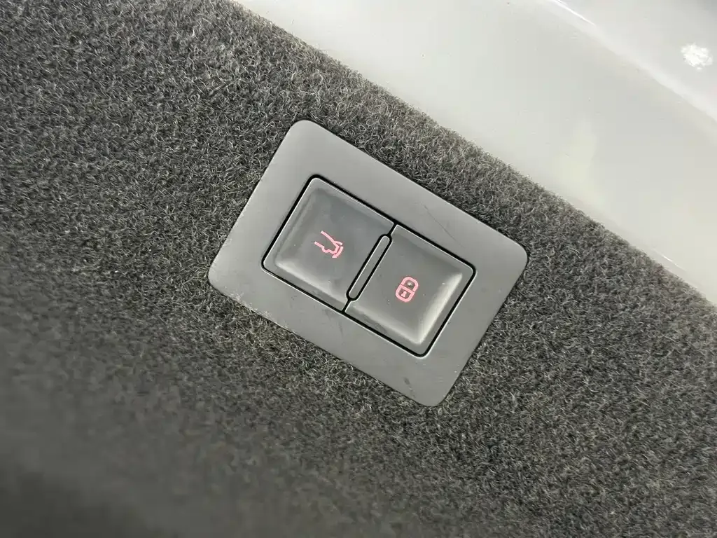 BYD Seal — фото 7