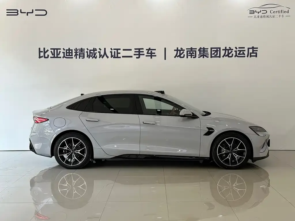 BYD Seal — фото 9