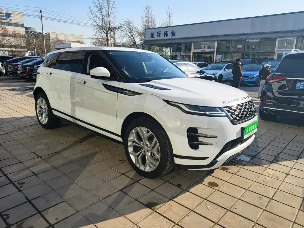 Land Rover Evoque — фото 10