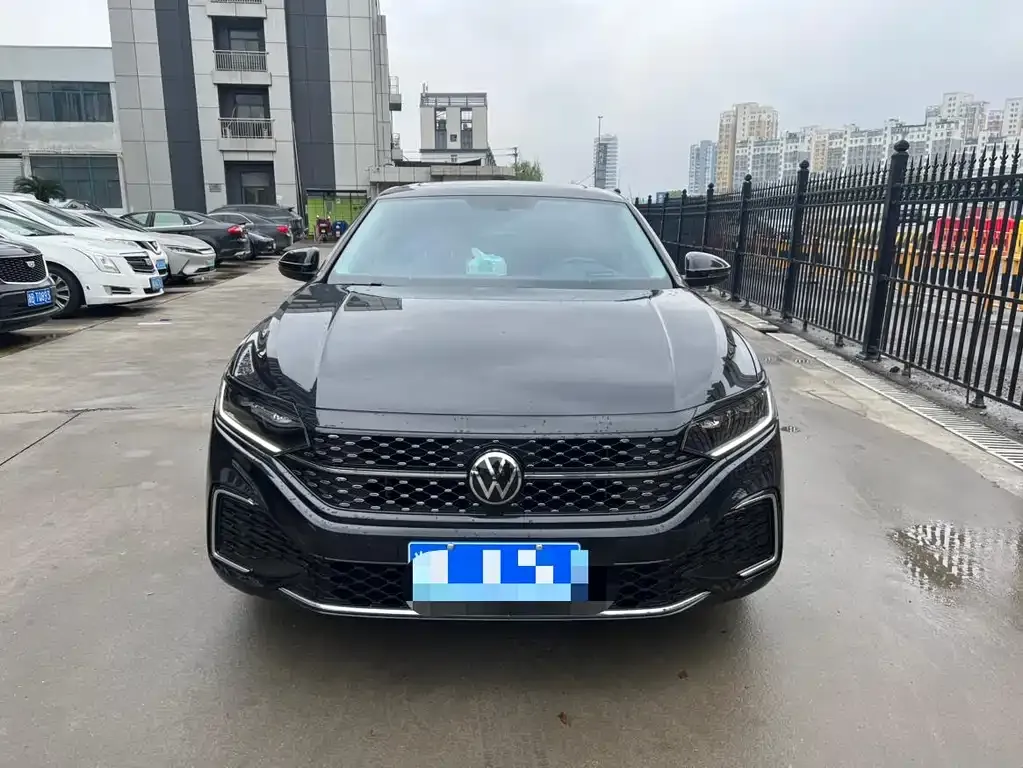 Volkswagen Passat — фото 5