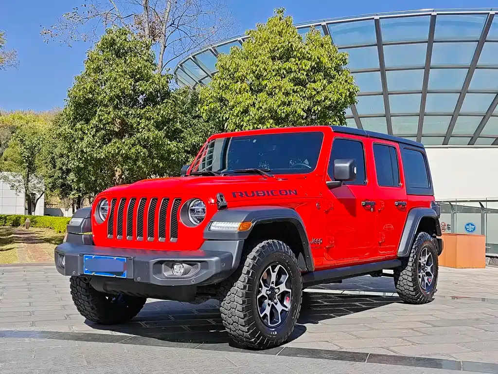 Jeep Wrangler — фото 1