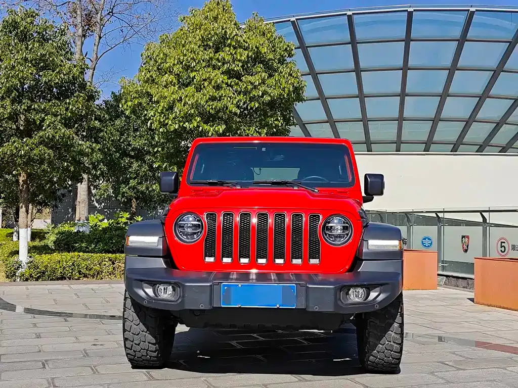 Jeep Wrangler — фото 9