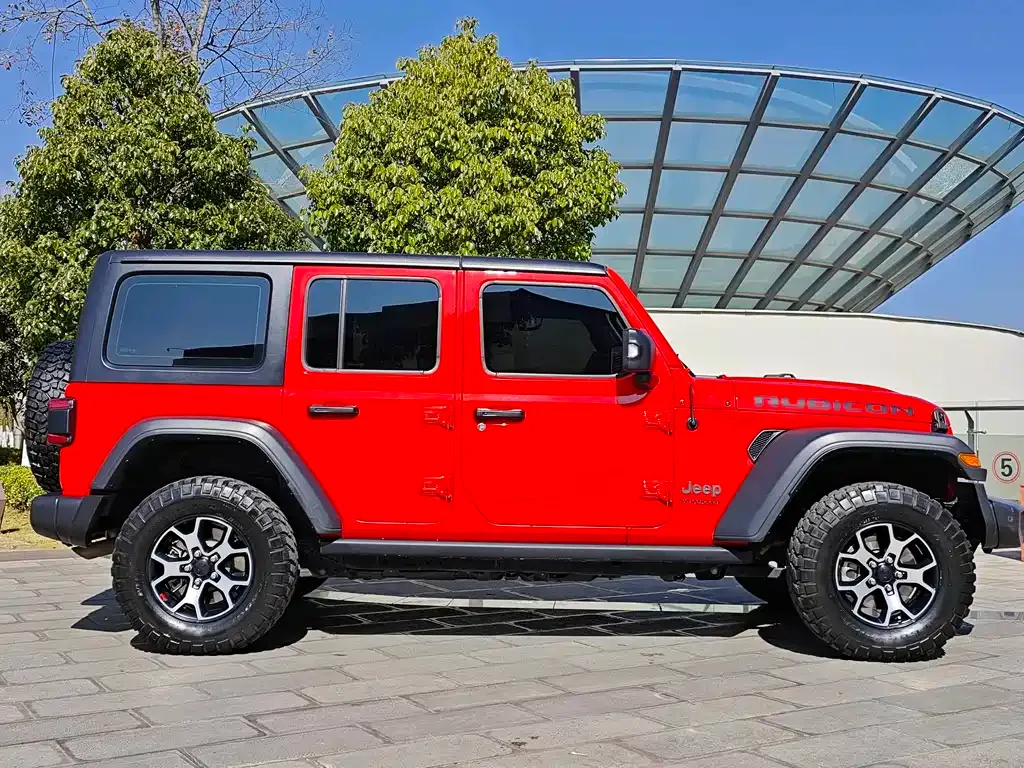 Jeep Wrangler — фото 6