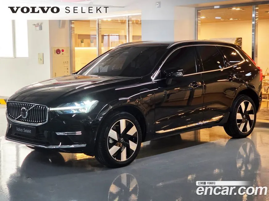 Volvo XC60 — фото 1