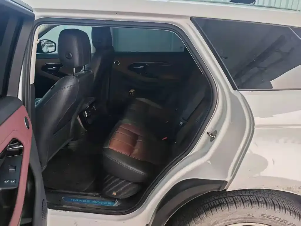 Land Rover Evoque — фото 4
