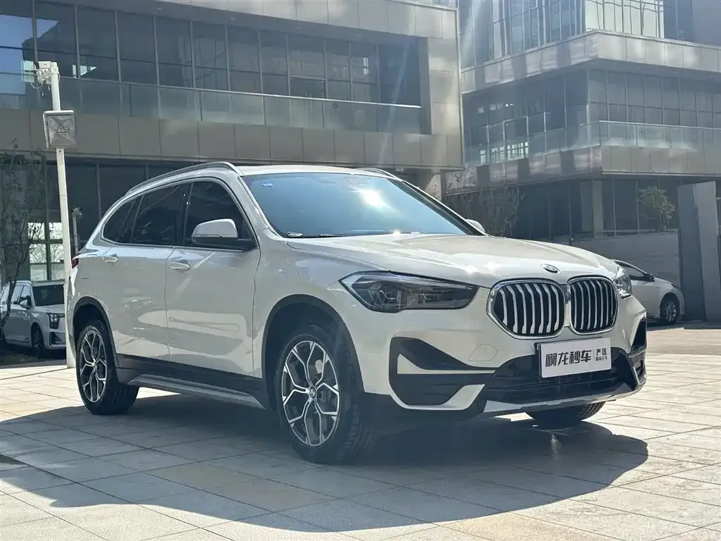 BMW X1 — фото 3