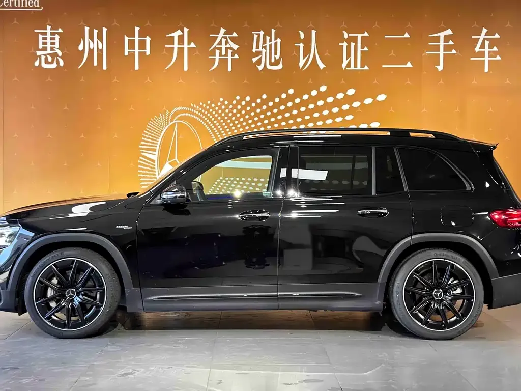 Mercedes-Benz GLB AMG — фото 8