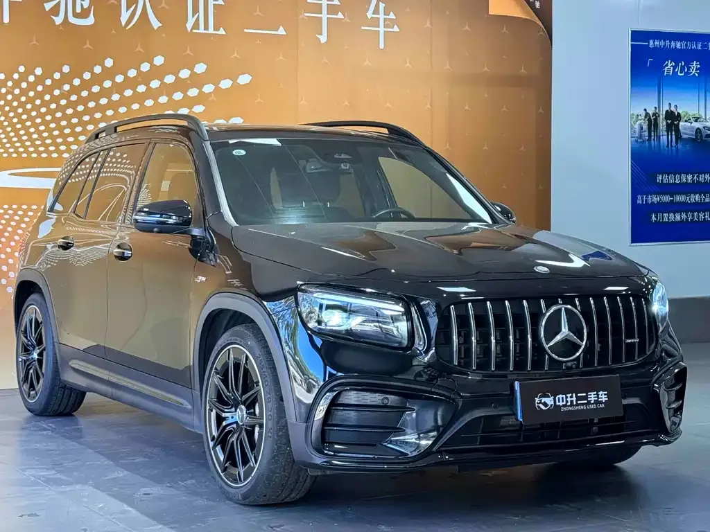 Mercedes-Benz GLB AMG — фото 10