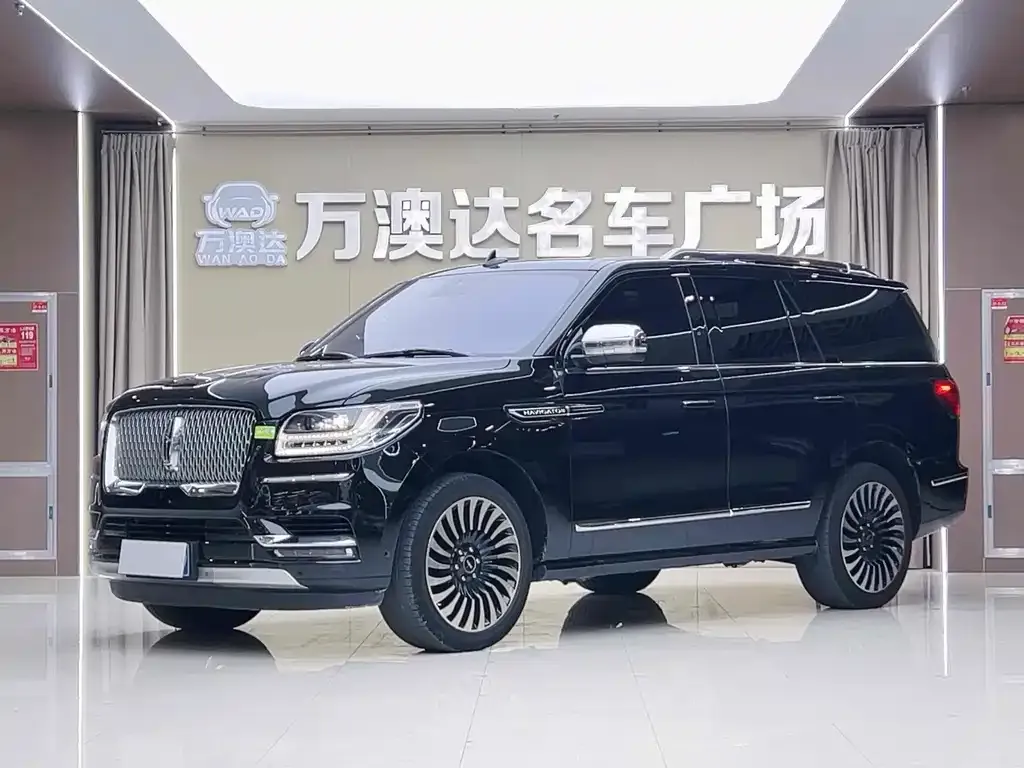 Lincoln Navigator — фото 1