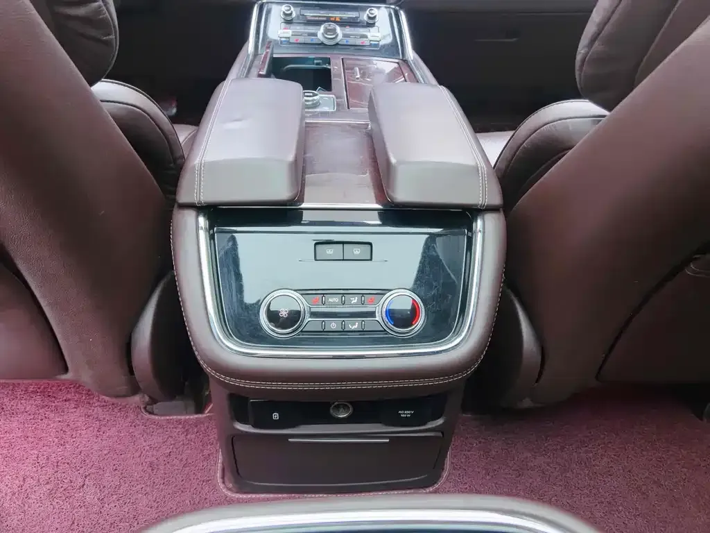 Lincoln Navigator — фото 9