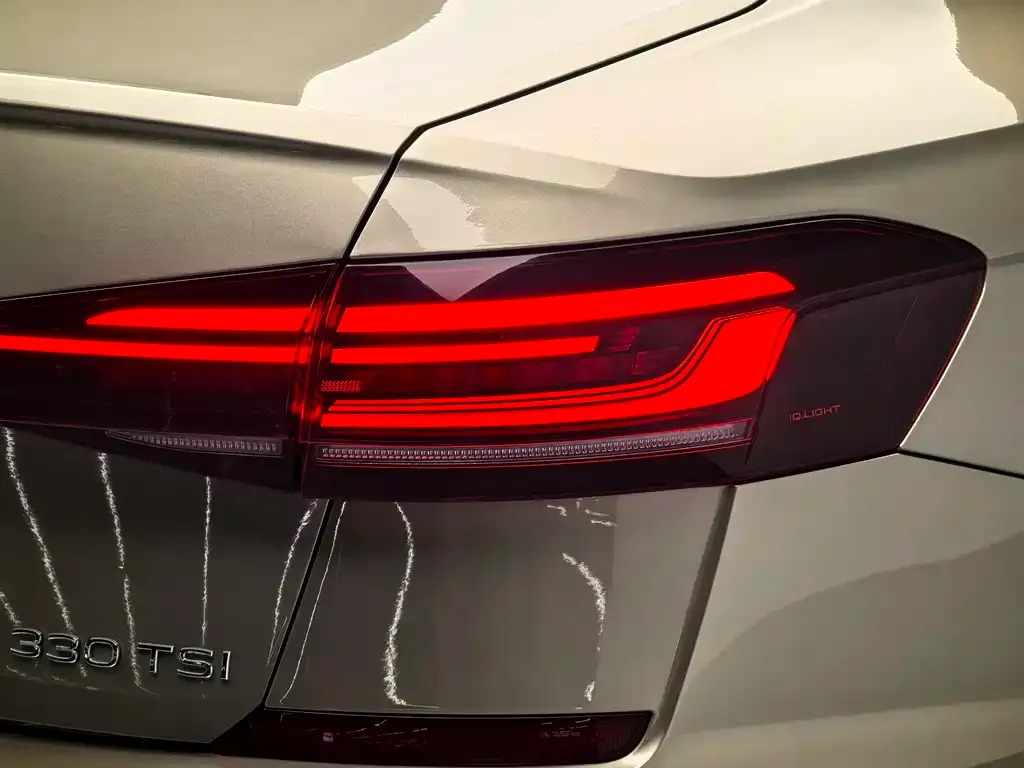 Volkswagen Passat — фото 5