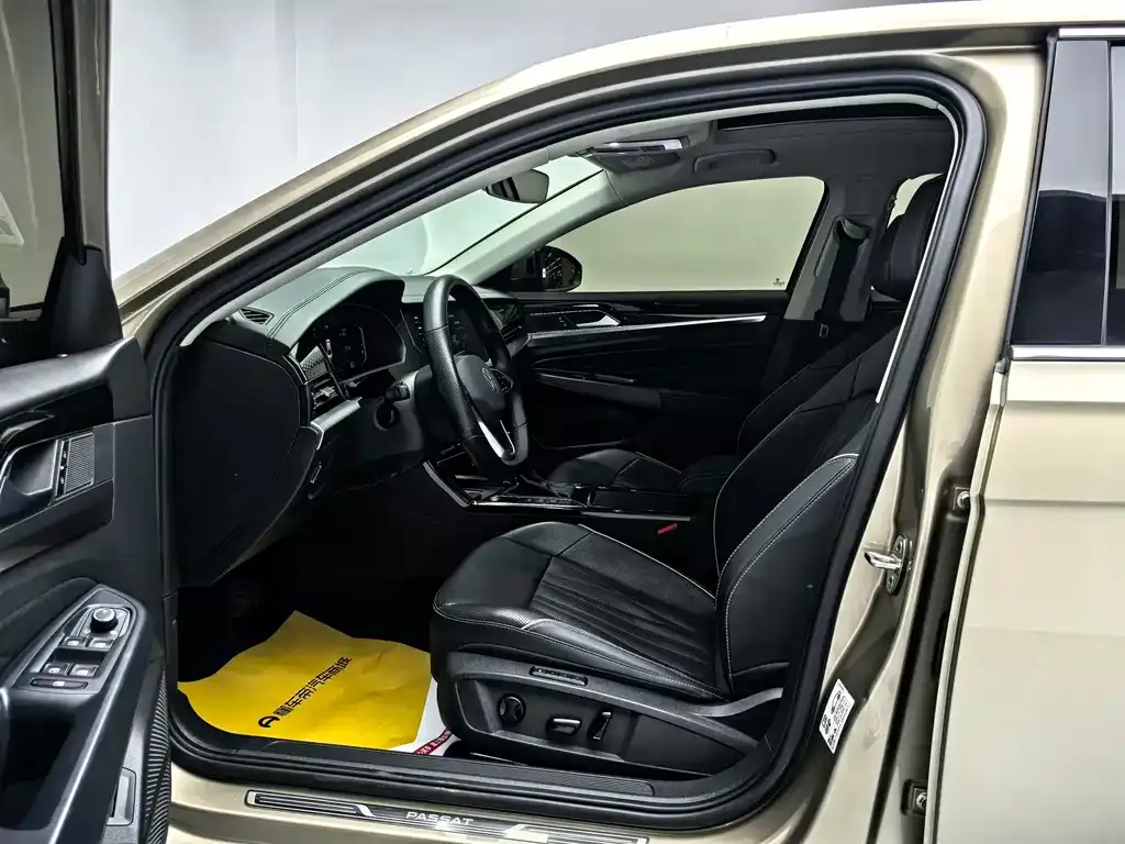Volkswagen Passat — фото 6