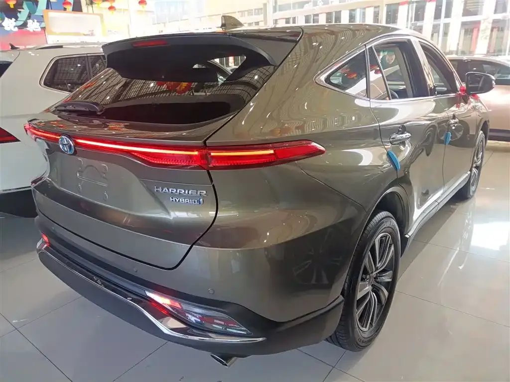 Toyota Harrier — фото 5