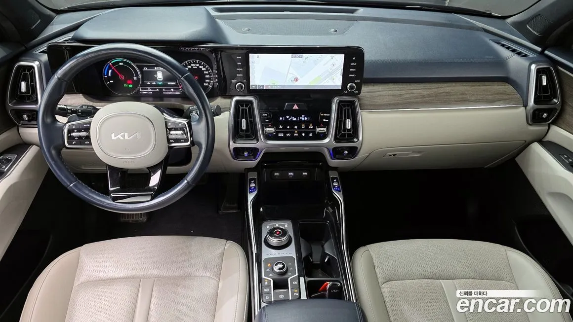 Kia Sorento — фото 7