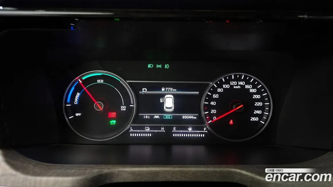 Kia Sorento — фото 5