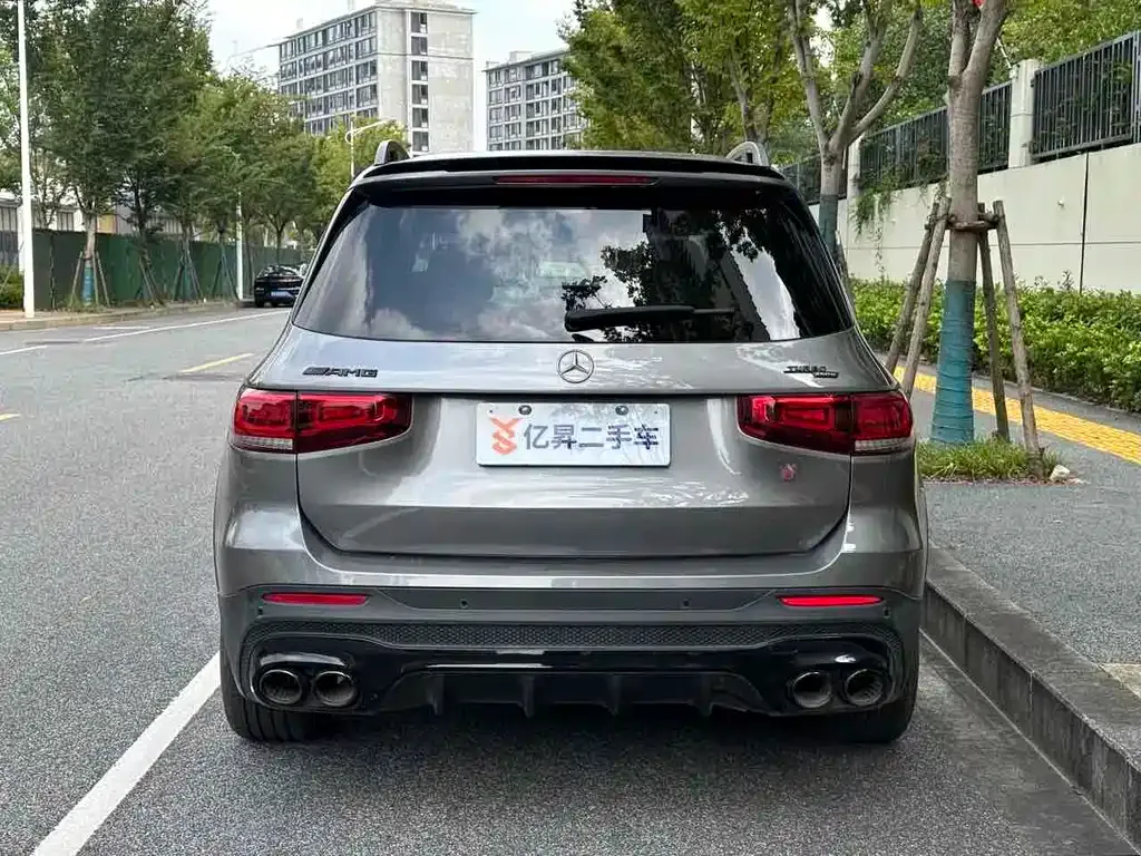 Mercedes-Benz GLB AMG — фото 6