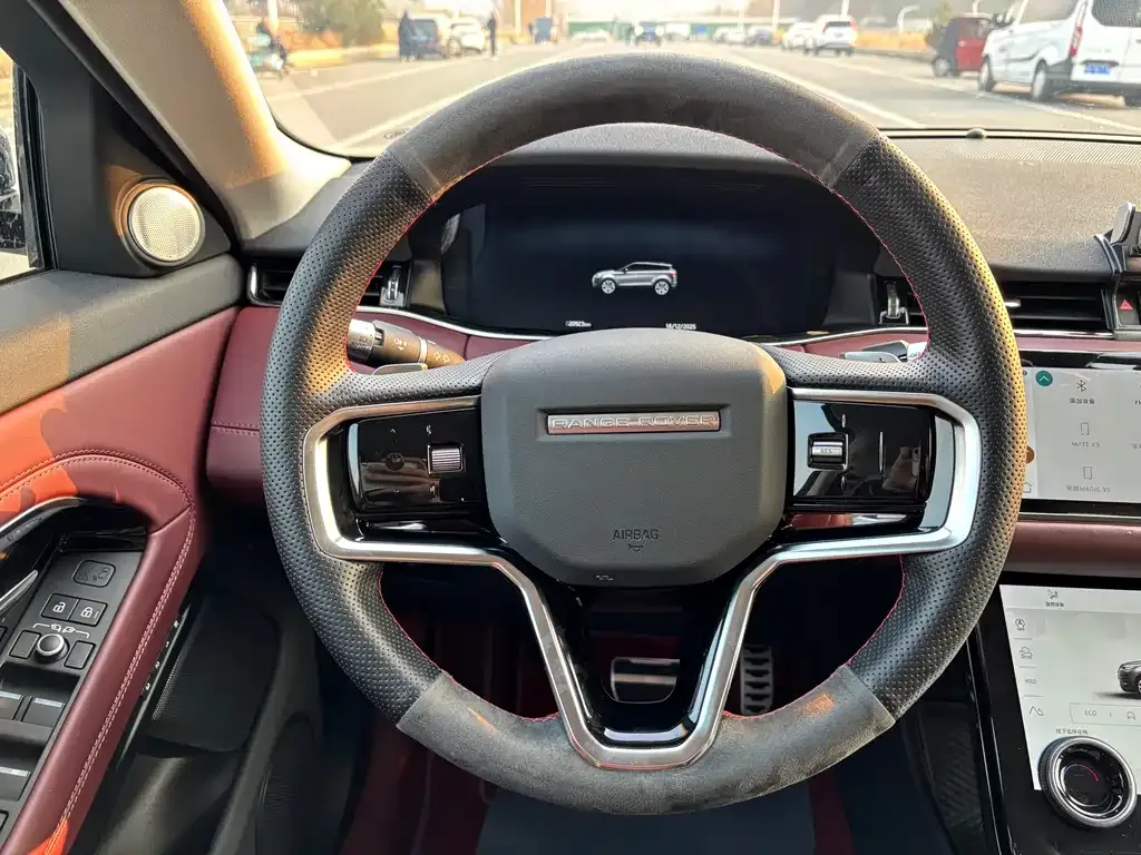 Land Rover Evoque — фото 7