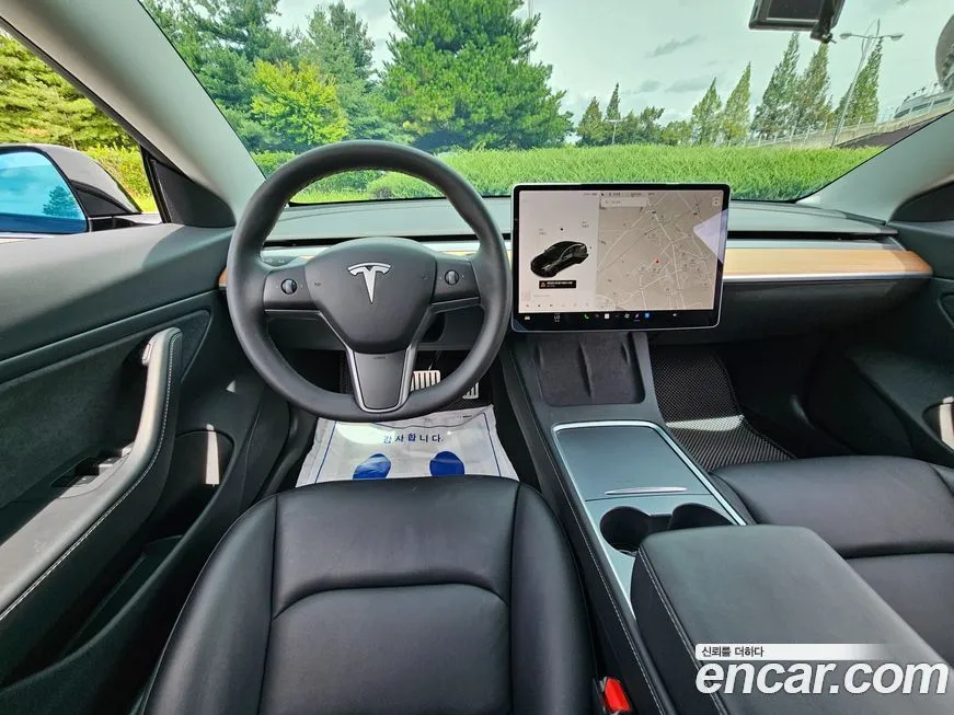 Tesla Model 3 — фото 8