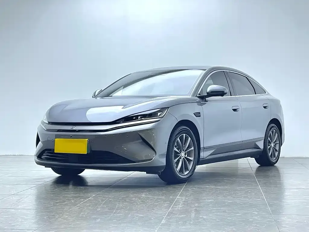 BYD Qin L — фото 1