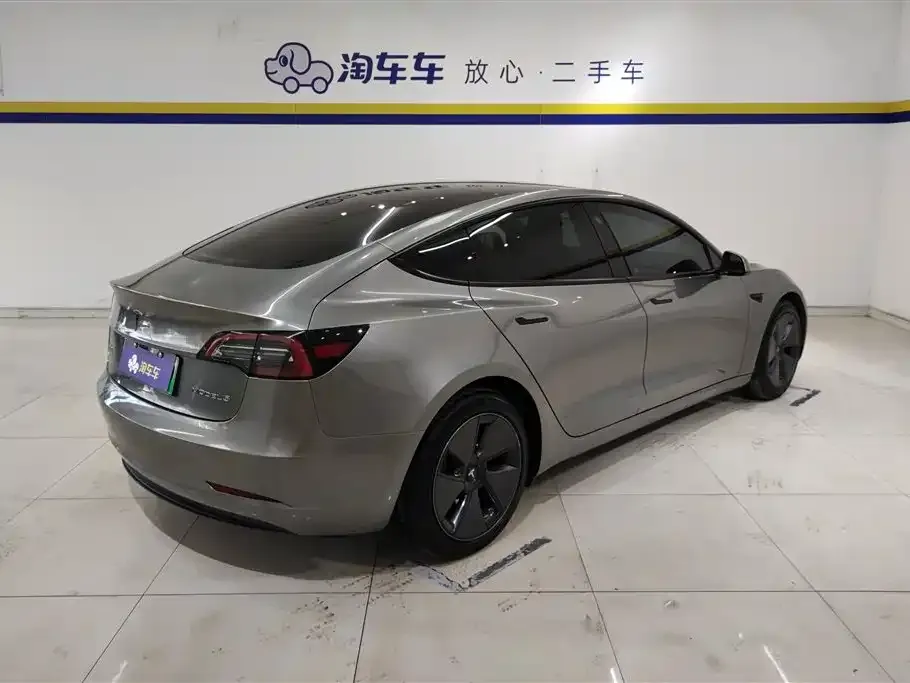 Tesla Model 3 — фото 2