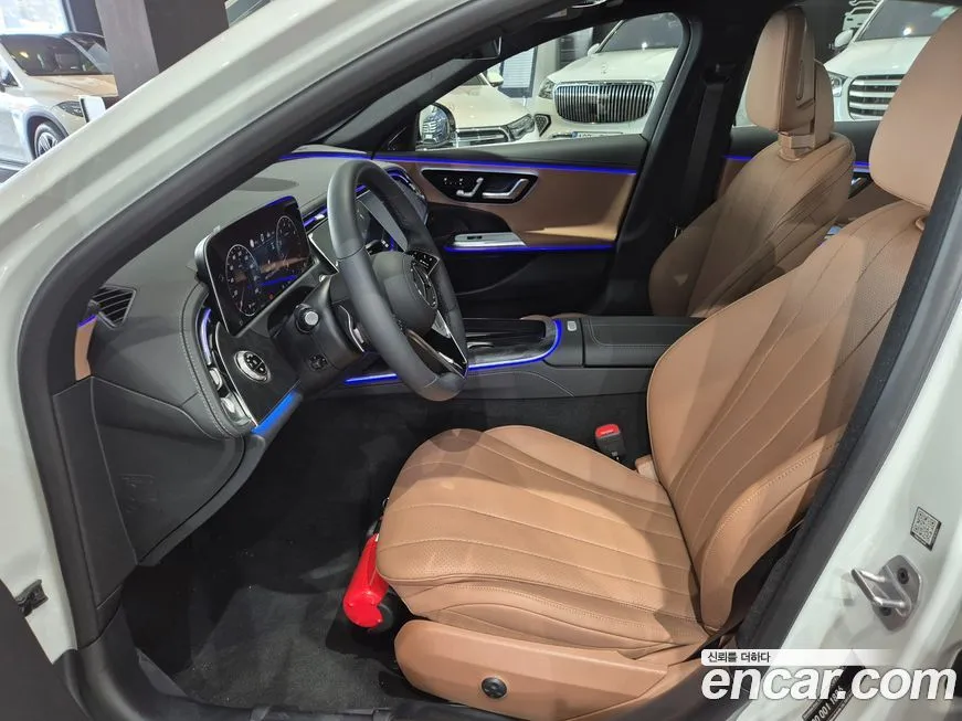 Mercedes-Benz E-Class — фото 5
