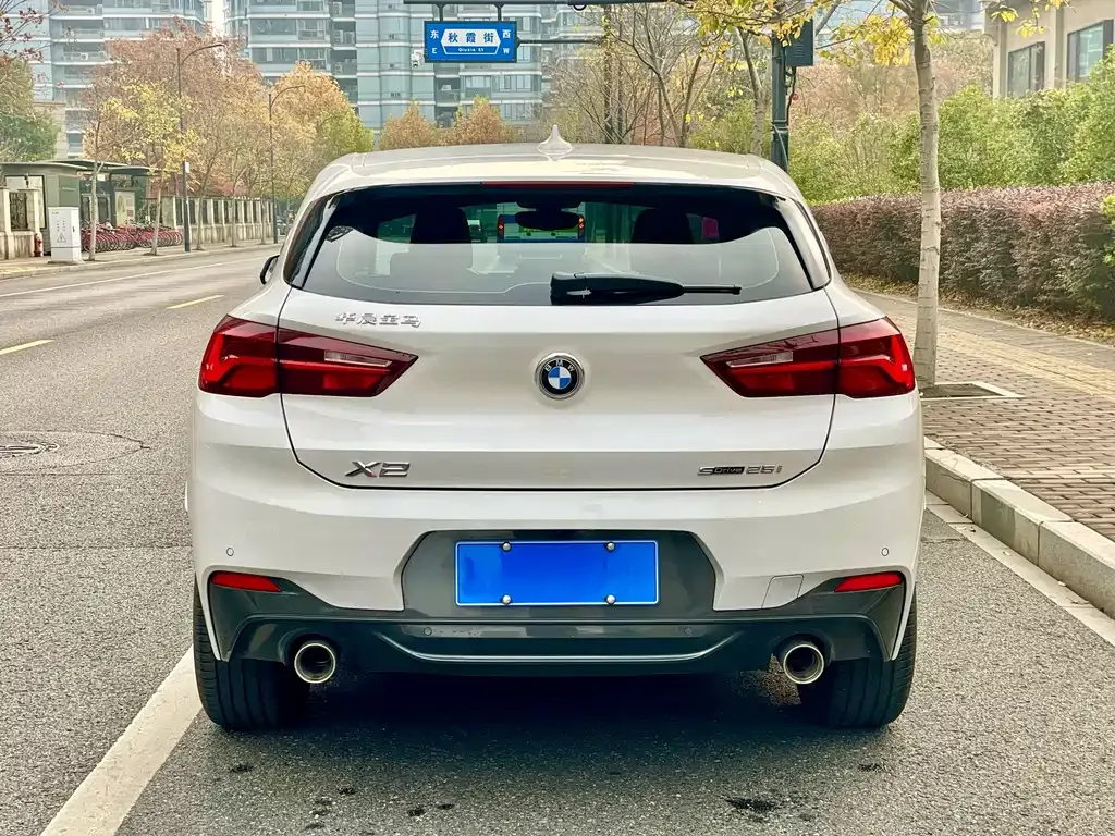 BMW X2 — фото 6
