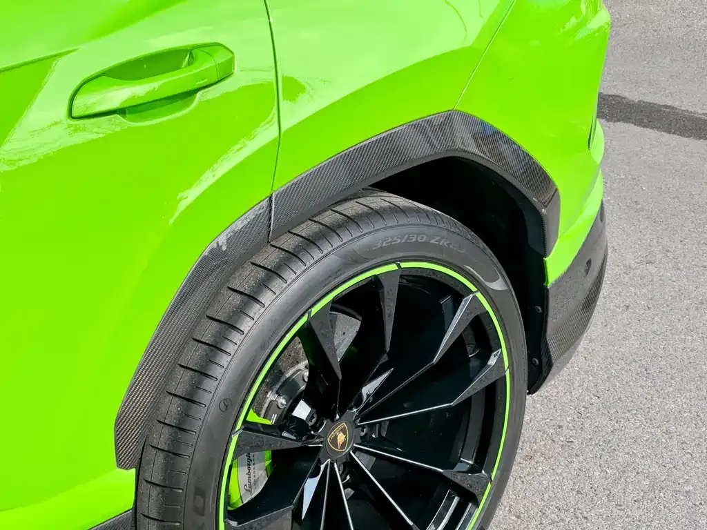 Lamborghini Urus — фото 5