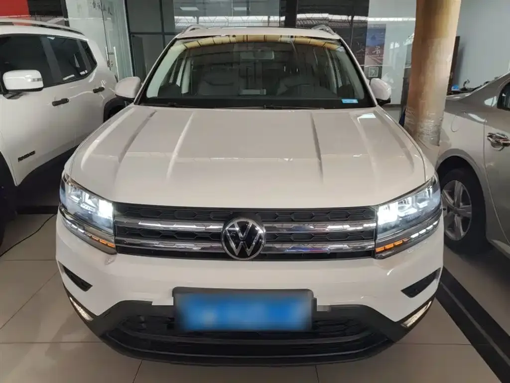 Volkswagen Tharu — фото 3