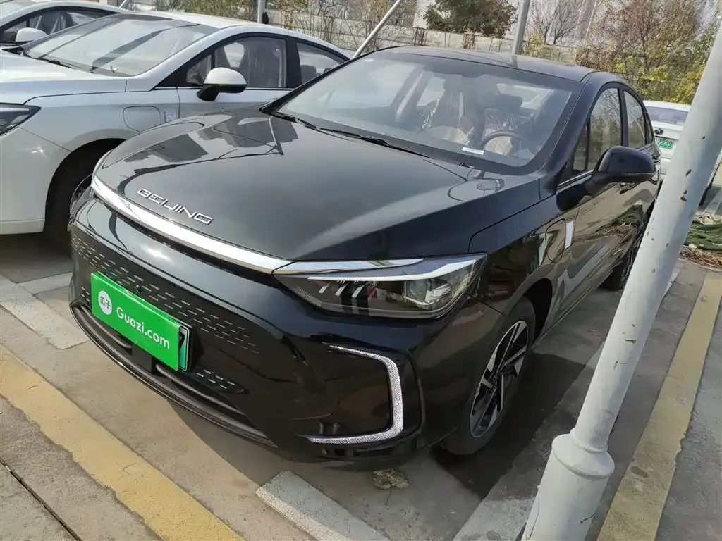 BAIC EU5 Plus — фото 1
