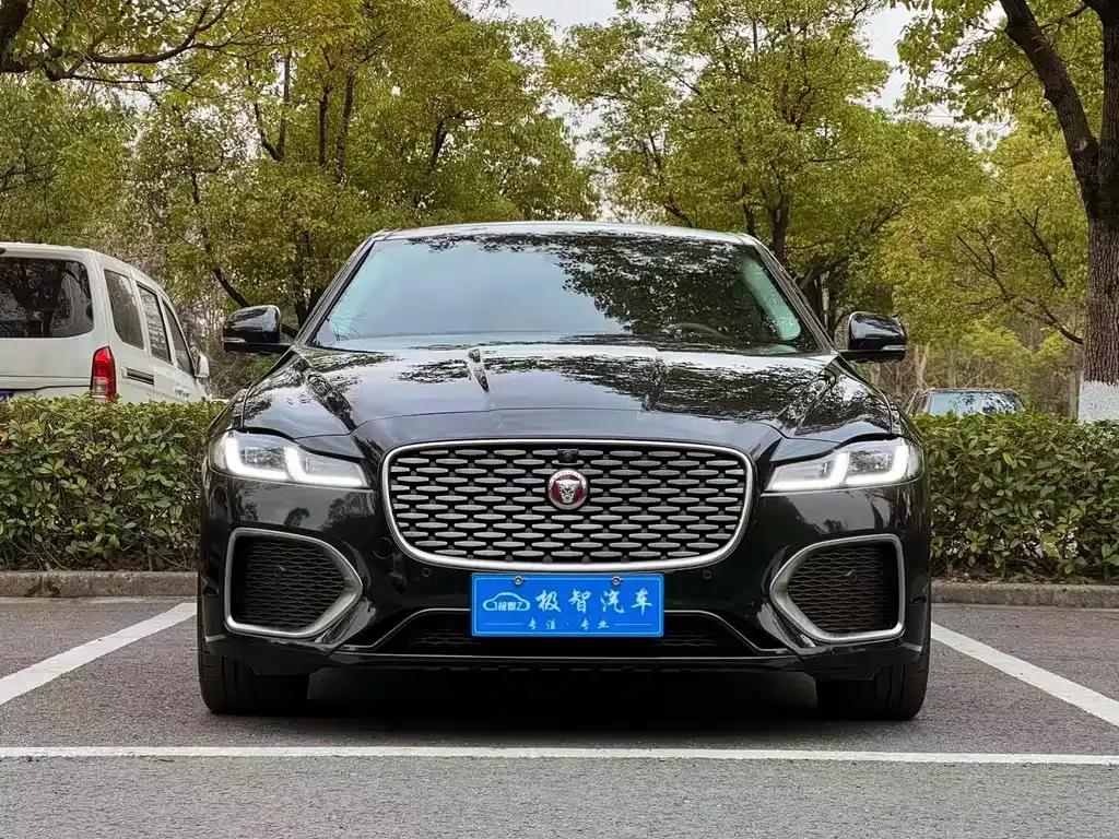 Jaguar XFL — фото 9