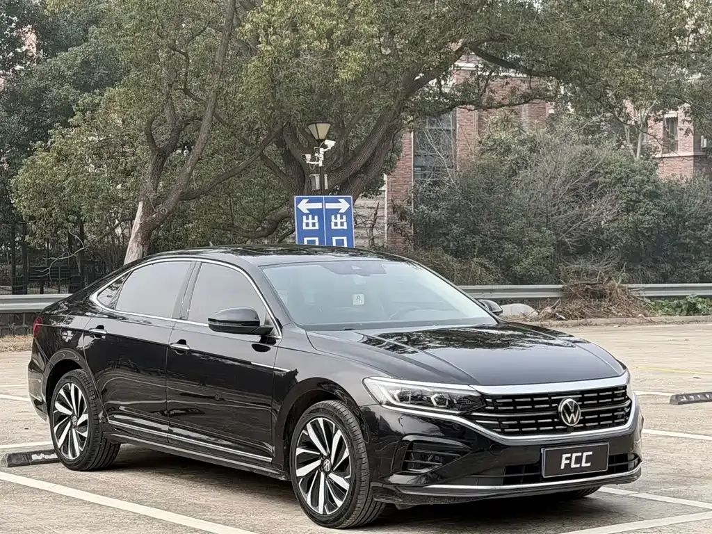 Volkswagen Passat — фото 10