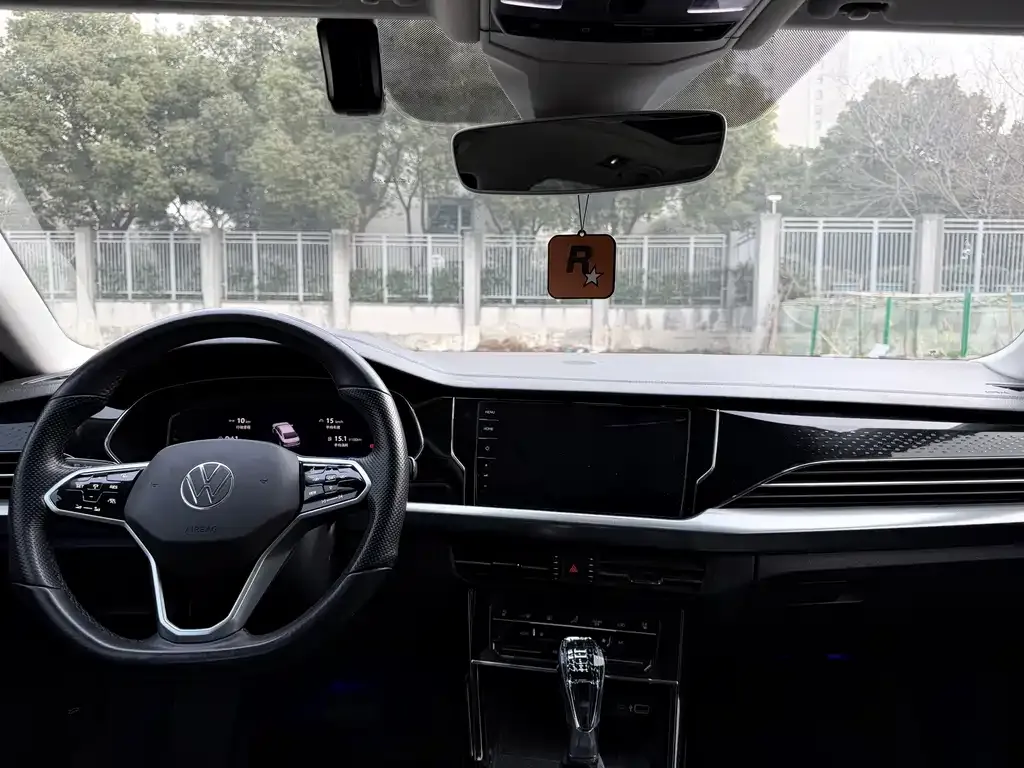 Volkswagen Passat — фото 7
