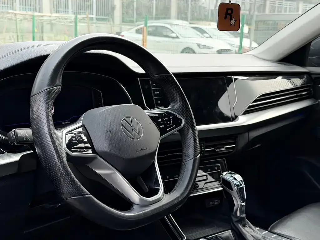 Volkswagen Passat — фото 6