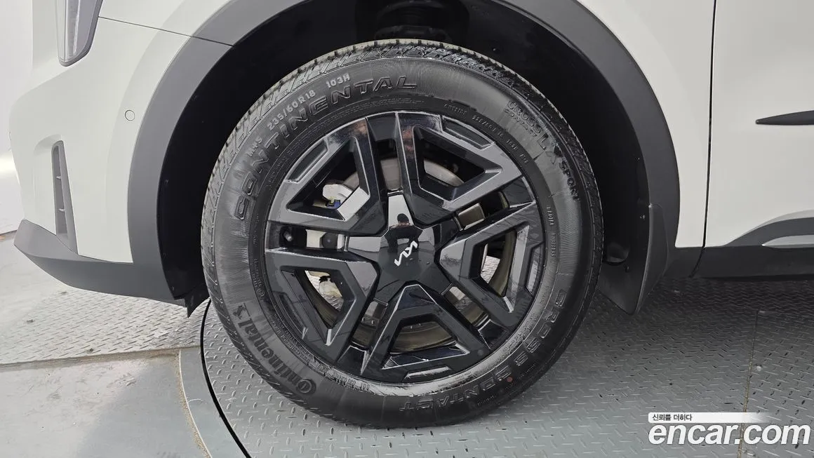 Kia Sorento — фото 5