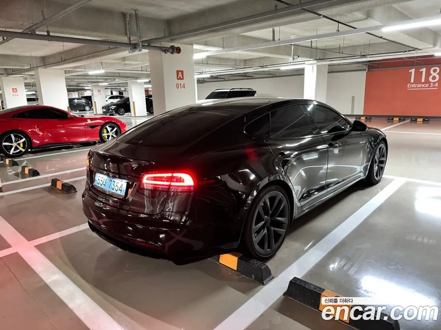 Tesla Model S — фото 2