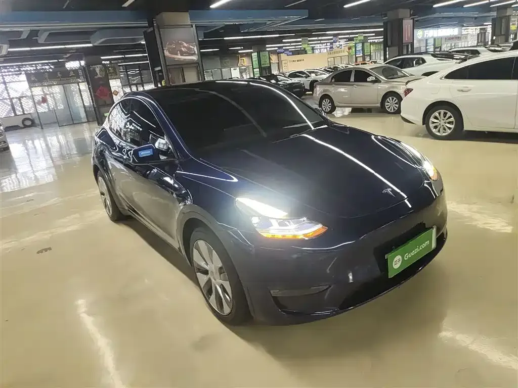Tesla Model Y — фото 7